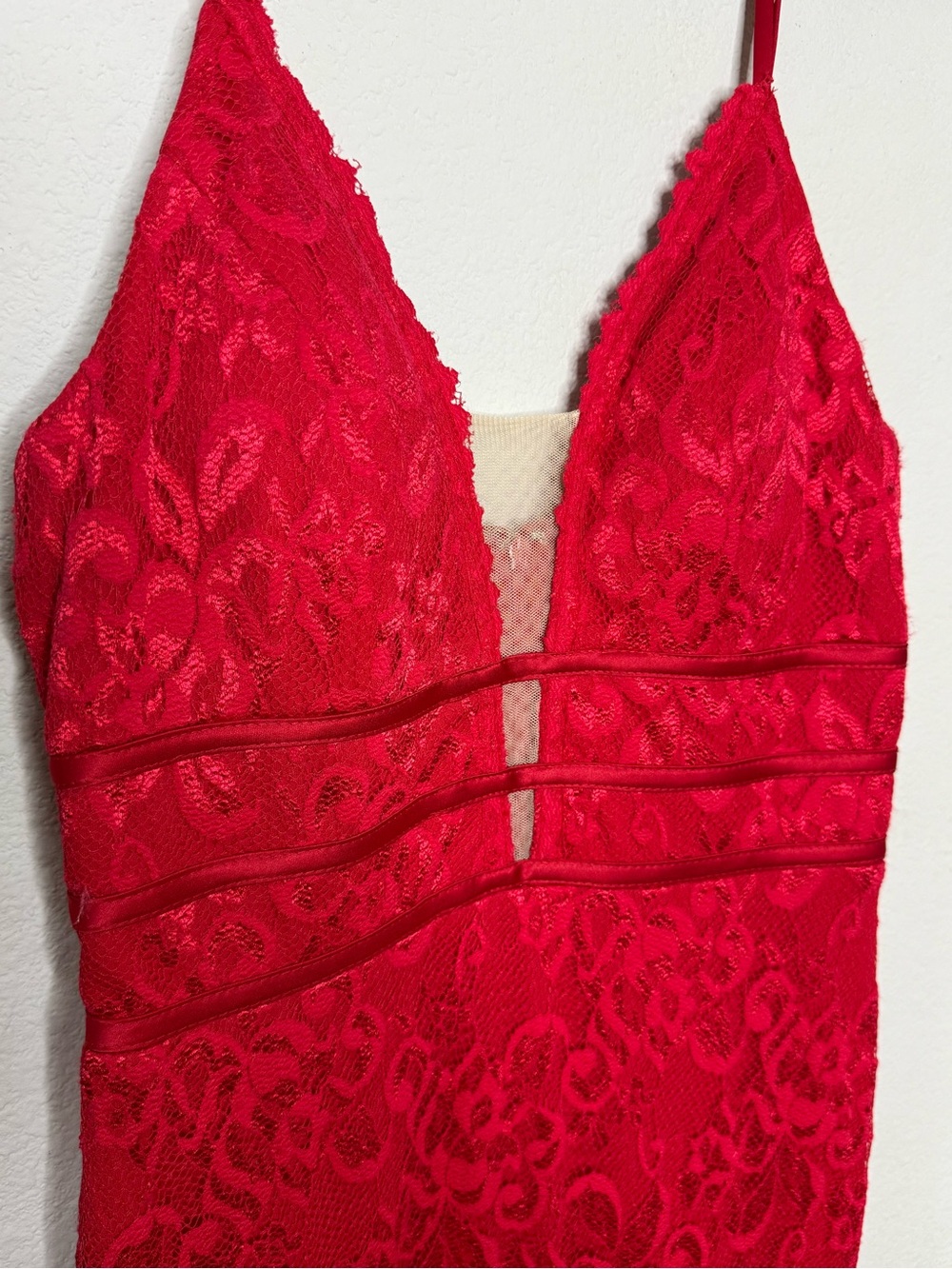 Betsy & Adam Red Lace Plunge Halter Prom Gown - Picture 3 of 7